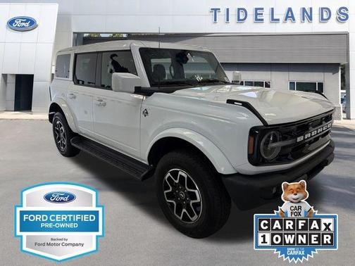 Oxford White 2025 Ford Bronco Outer Banks