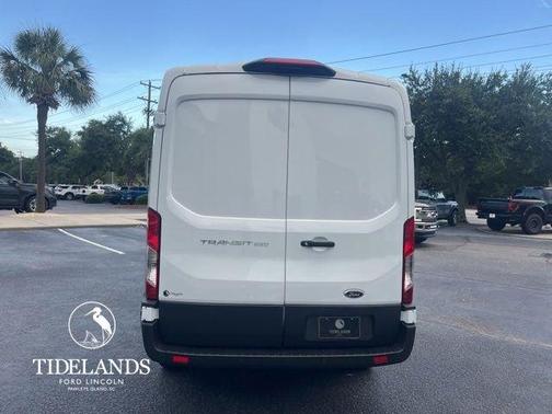 2025 Ford Transit-250 148 WB Medium Roof Cargo