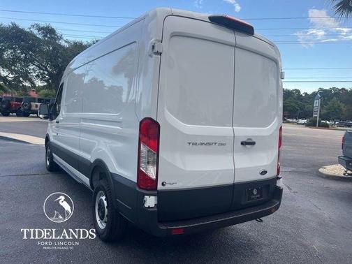 2025 Ford Transit-250 148 WB Medium Roof Cargo