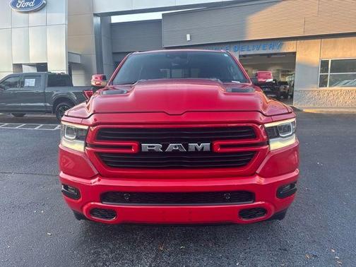Flame Red Clearcoat 2022 RAM 1500 Laramie