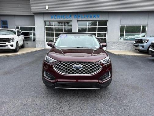 Burgundy 2024 Ford Edge SEL