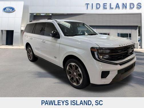 Star White 2027 Ford Expedition King Ranch