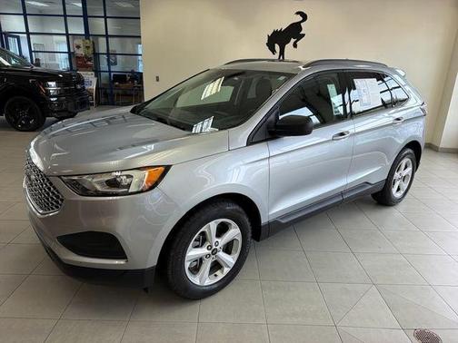 Iconic Silver Metallic 2024 Ford Edge SE