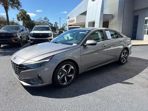 2021 Hyundai ELANTRA HEV Limited