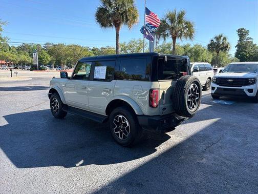Desert Sand 2025 Ford Bronco Outer Banks
