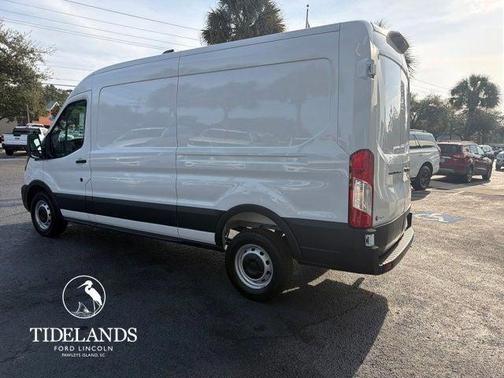 2026 Ford Transit-250 148 WB Medium Roof Cargo