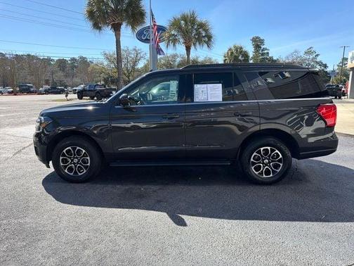 2024 Ford Expedition XLT