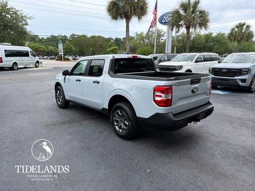 Space White Metallic 2026 Ford Maverick XLT