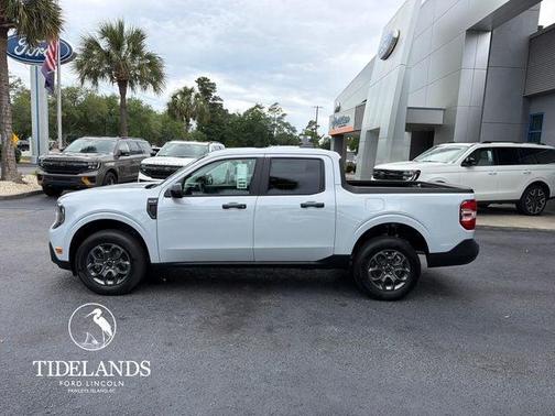 Space White Metallic 2026 Ford Maverick XLT