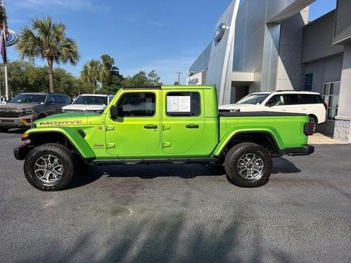 Mojito! Clearcoat 2025 Jeep Gladiator Mojave