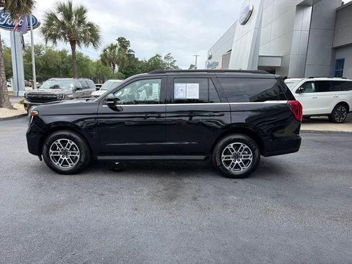 Agate Black Metallic 2025 Ford Expedition Active