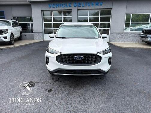 Star White 2026 Ford Escape PHEV
