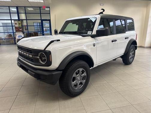 Oxford White 2025 Ford Bronco Big Bend