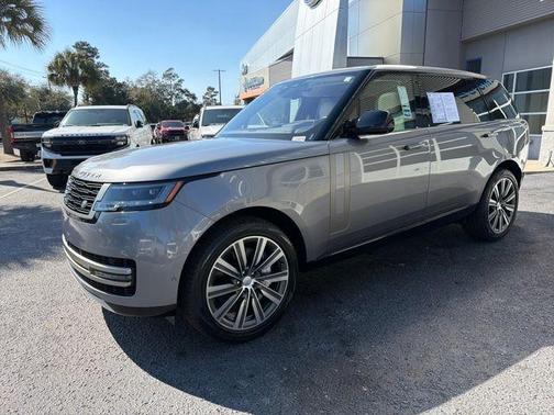2023 Land Rover Range Rover P530 SE