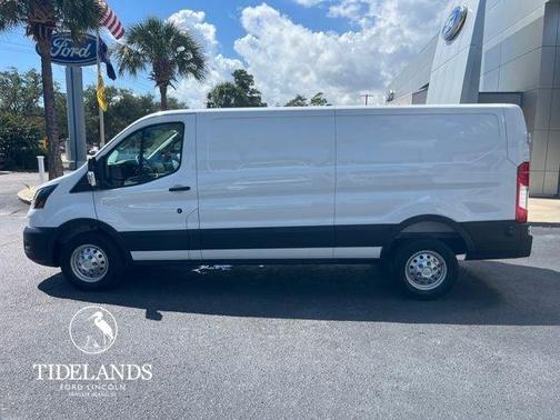 2025 Ford Transit-250 