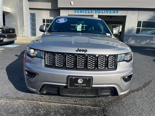 2017 Jeep Grand Cherokee Altitude