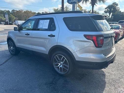 2018 Ford Explorer sport