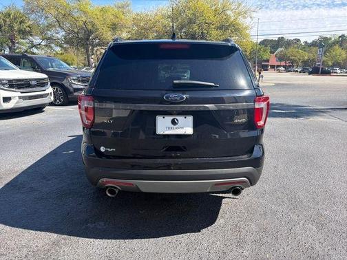 Shadow Black 2017 Ford Explorer XLT