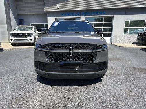 Metallic 2025 Lincoln Navigator Black Label