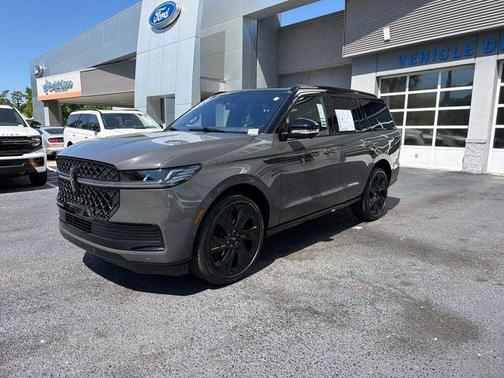 Metallic 2025 Lincoln Navigator Black Label