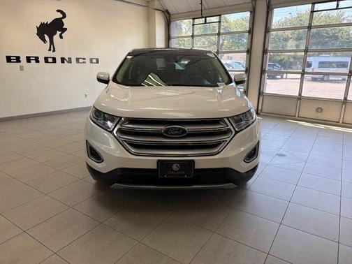 White Platinum Clearcoat Metallic 2018 Ford Edge SEL
