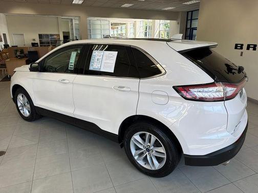 White Platinum Clearcoat Metallic 2018 Ford Edge SEL