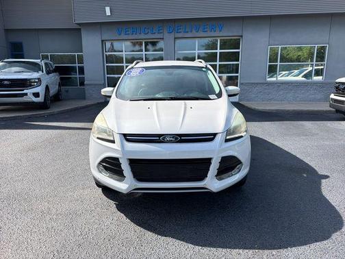 White Platinum Clearcoat Metallic 2016 Ford Escape Titanium