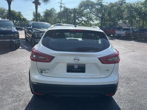 2020 Nissan Rogue Sport SL
