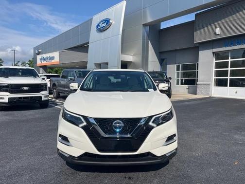 2020 Nissan Rogue Sport SL