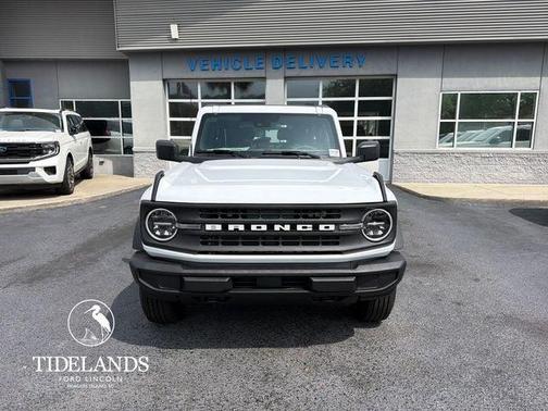 Oxford White 2026 Ford Bronco Base