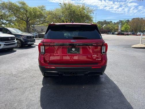 Red Metallic 2025 Ford Explorer ST-Line