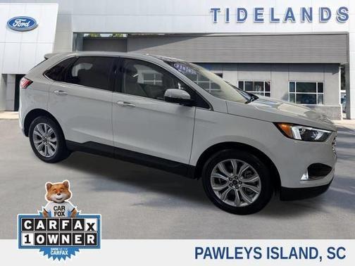 2022 Ford Edge Titanium