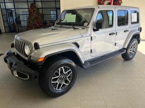 2024 Jeep Wrangler Sahara