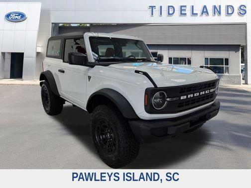 Oxford White 2026 Ford Bronco Base