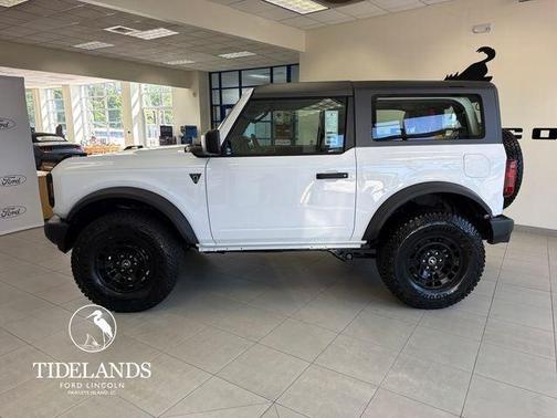 Oxford White 2026 Ford Bronco Base