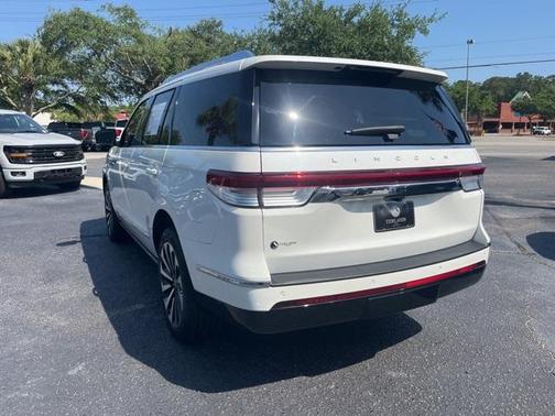2024 Lincoln Navigator Reserve