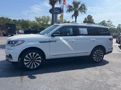 2024 Lincoln Navigator Reserve