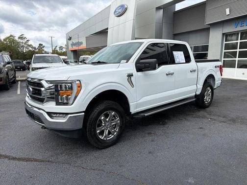Oxford White 2023 Ford F-150 XLT