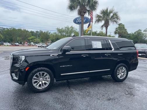 2023 GMC Yukon XL Denali