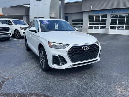 2024 Audi Q5 45 S line quattro Premium