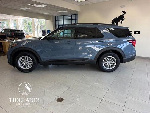 Vapor Blue Metallic 2026 Ford Explorer Active