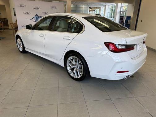 Alpine White 2026 BMW 330 i NA