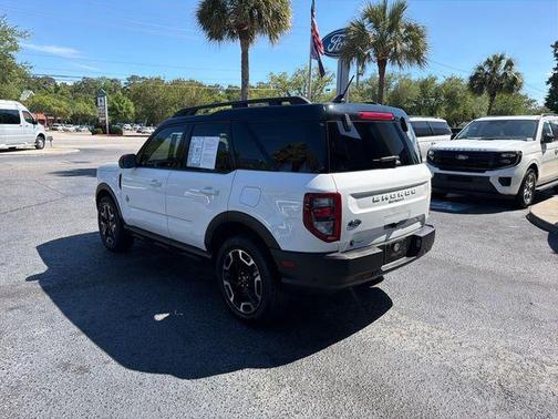 Oxford White 2022 Ford Bronco Sport Outer Banks