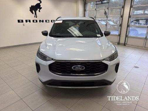 Space Silver 2025 Ford Escape ST-Line