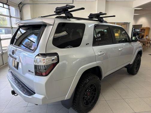 Classic Silver Metallic 2019 Toyota 4Runner SR5