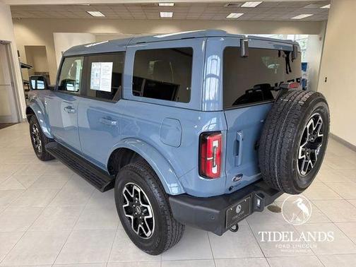 Azure Gray Metallic 2025 Ford Bronco Outer Banks