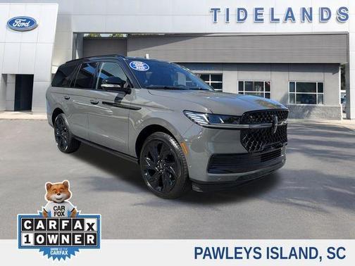 Metallic 2025 Lincoln Navigator Black Label