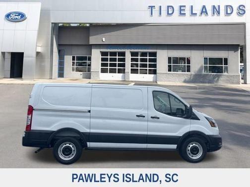 2025 Ford Transit-150 