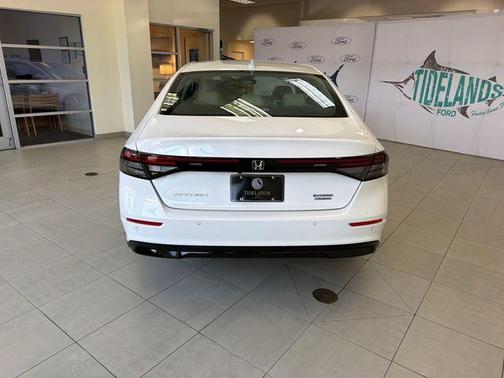 Platinum White Pearl 2025 Honda Accord Hybrid Touring