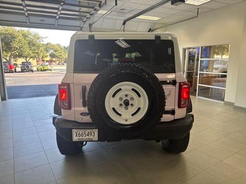 2024 Ford Bronco Heritage Edition